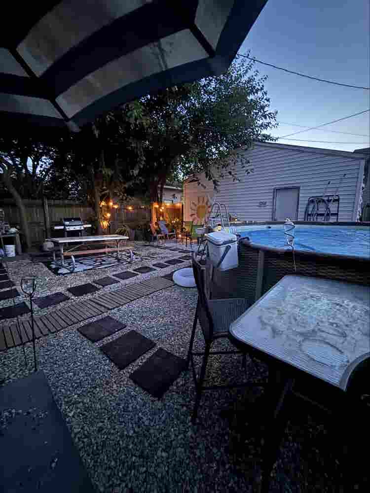 Private room in fountain square