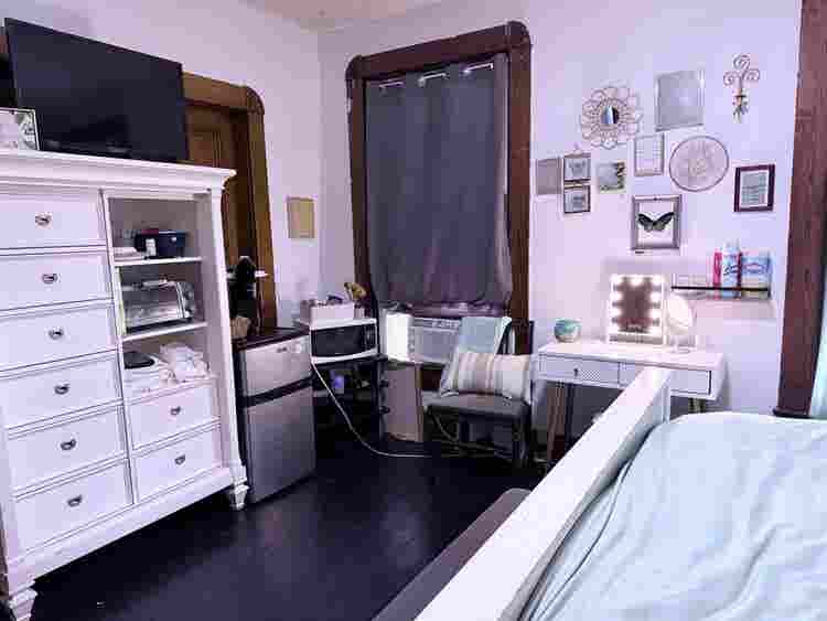 Private room in fountain square