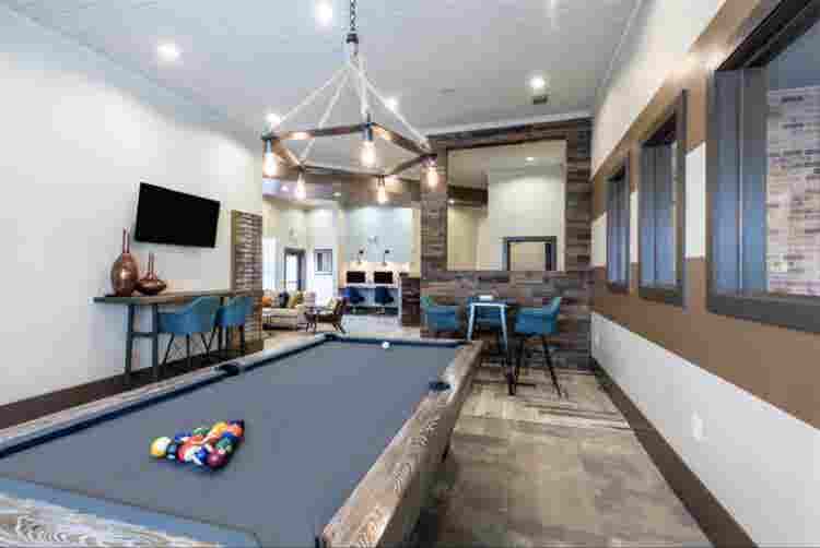 Lease term take over 1 bedroom apt