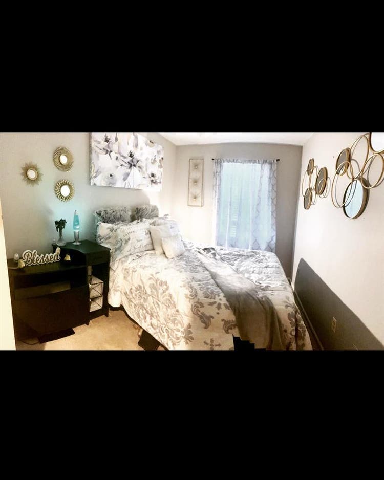 Room with private Bathroom
