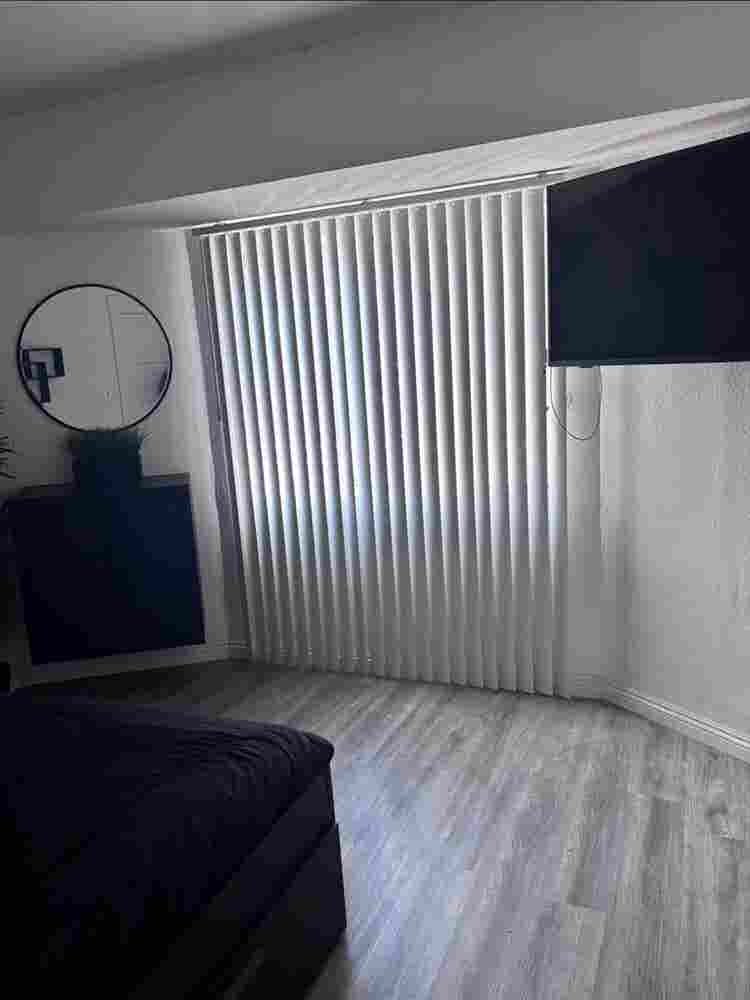 Room for rent (USC college area)