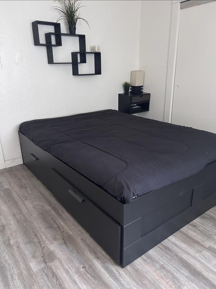Room for rent (USC college area)