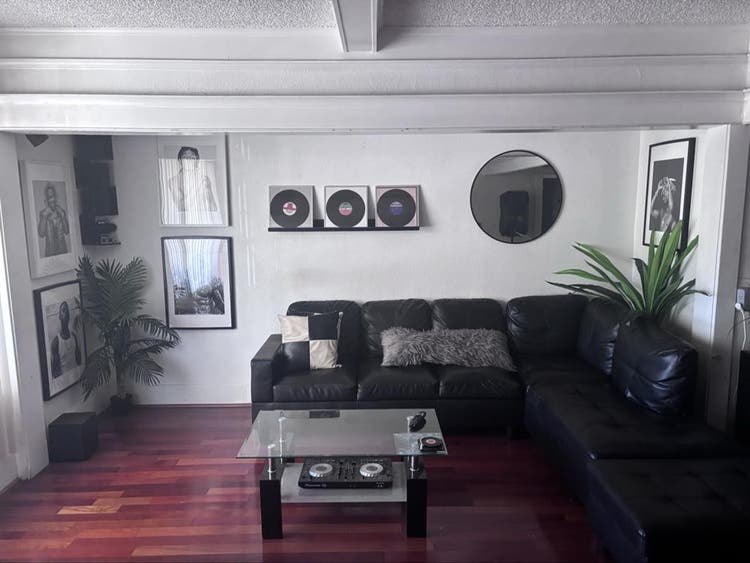 Room for rent (USC college area)