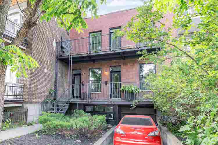 Furnished 3 bedroom apartment