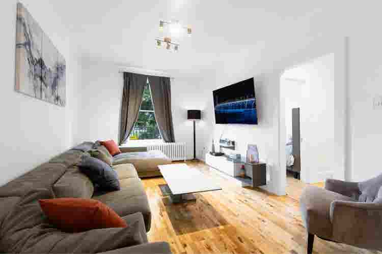 Furnished 3 bedroom apartment
