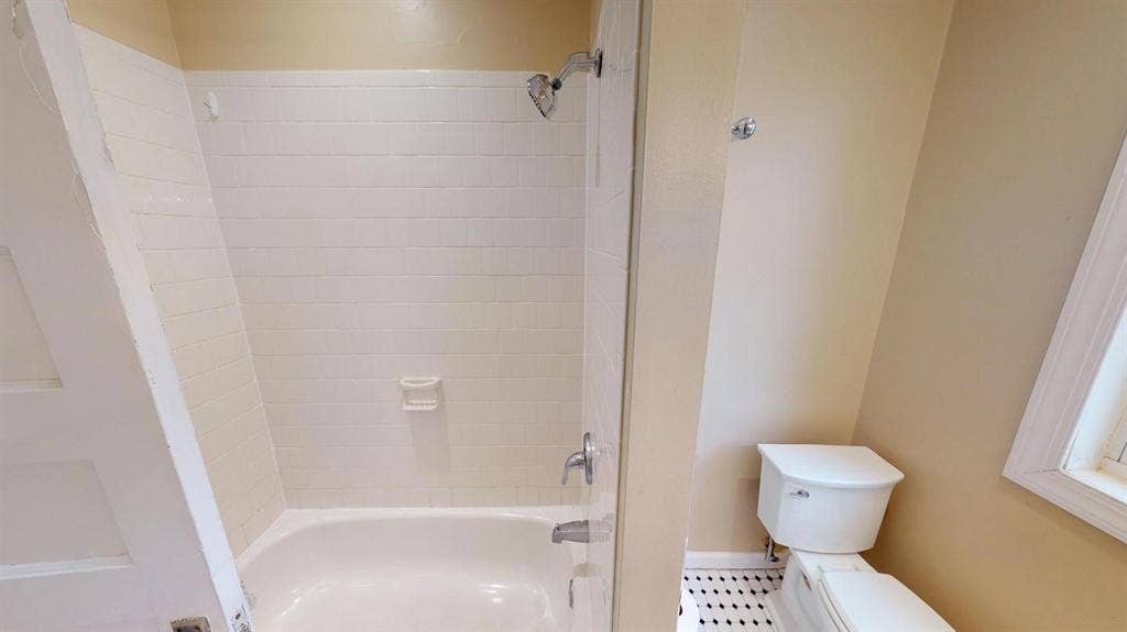 1 BR in Washington