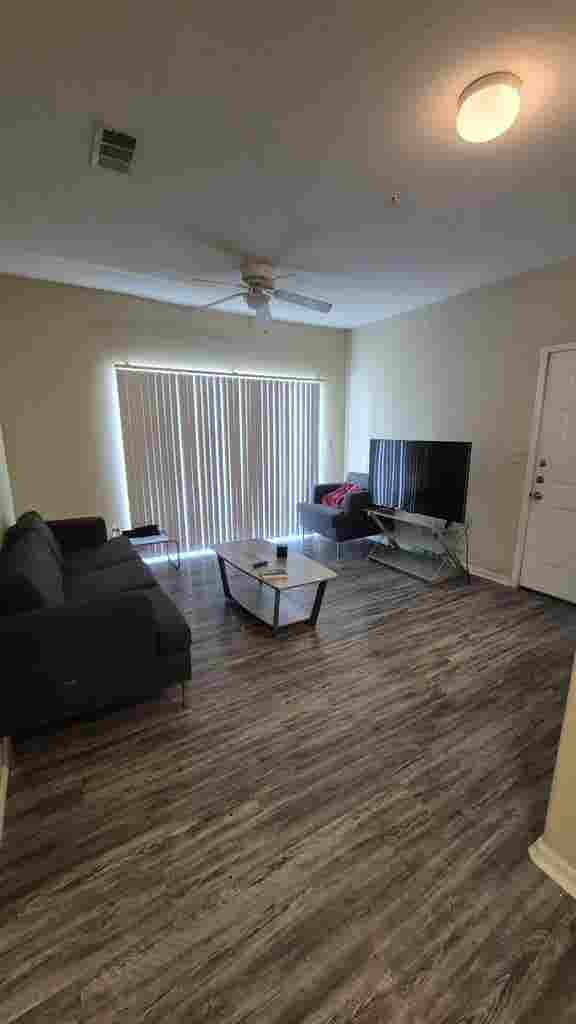 Need to re-lease asap!