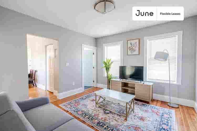 4 BR in Boston