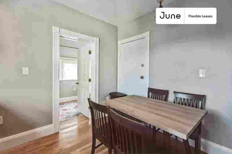 4 BR in Boston