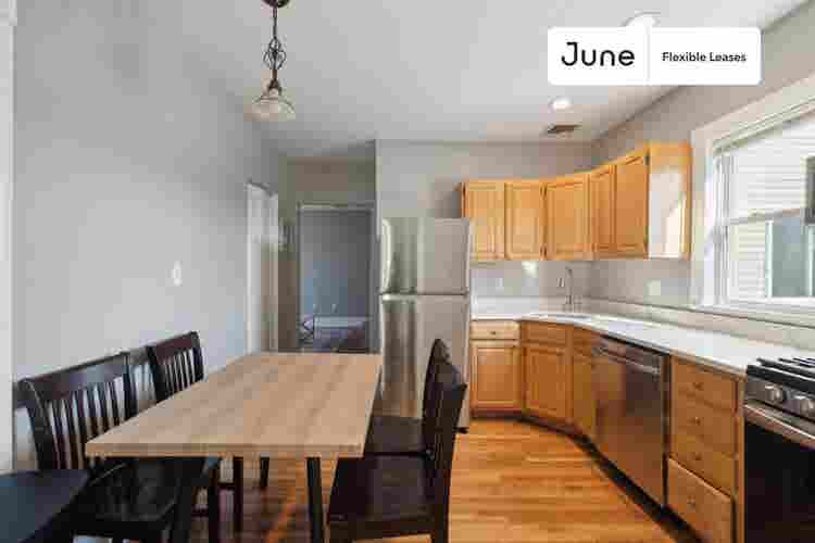 4 BR in Boston