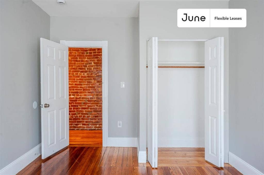 4 BR in Boston