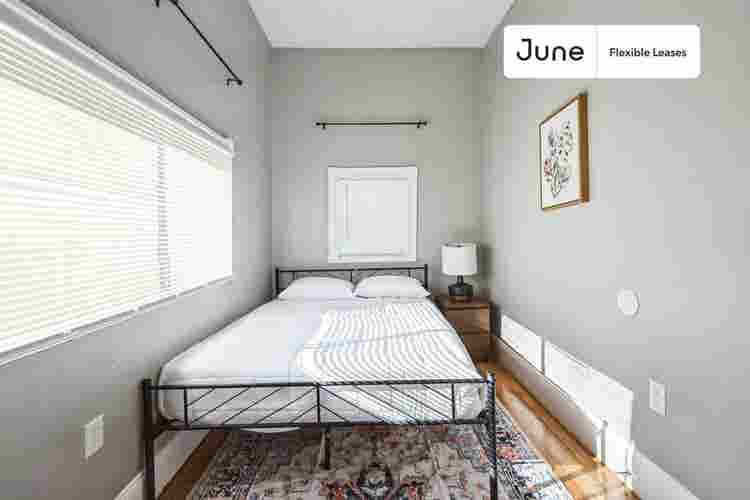4 BR in Boston