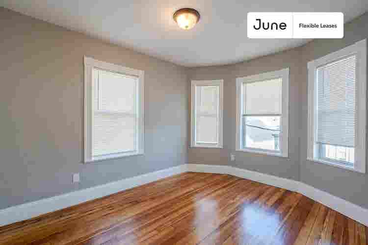 4 BR in Boston