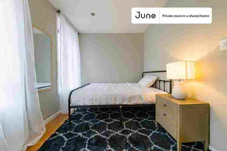 4 BR in New York City