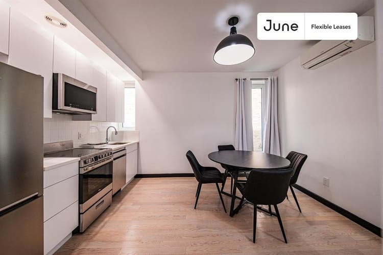 4 BR in New York City
