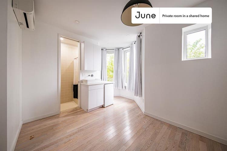 4 BR in New York City
