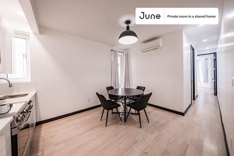 4 BR in New York City