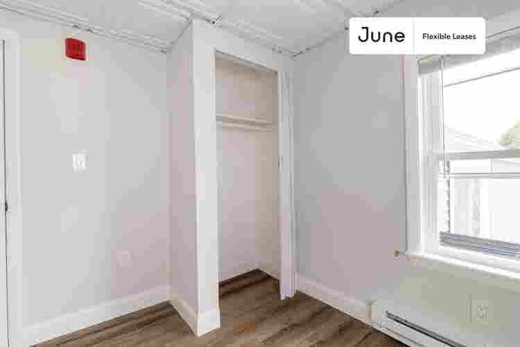 1 BR in Boston