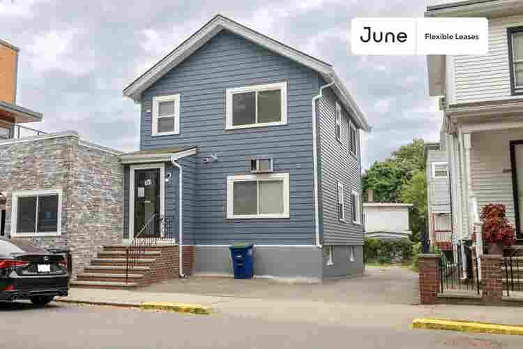 1 BR in Boston