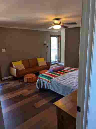 Large Private bedroom with en suite