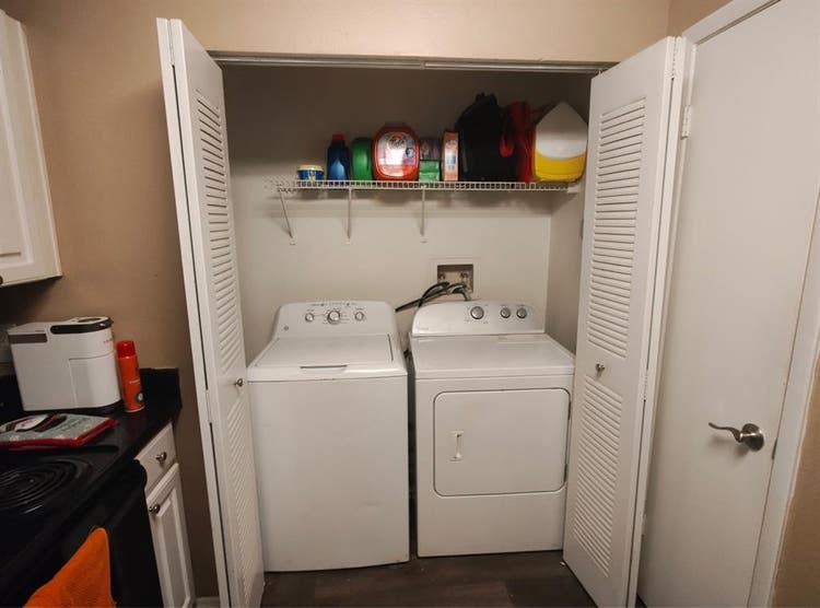 Master bed/bath in a bath