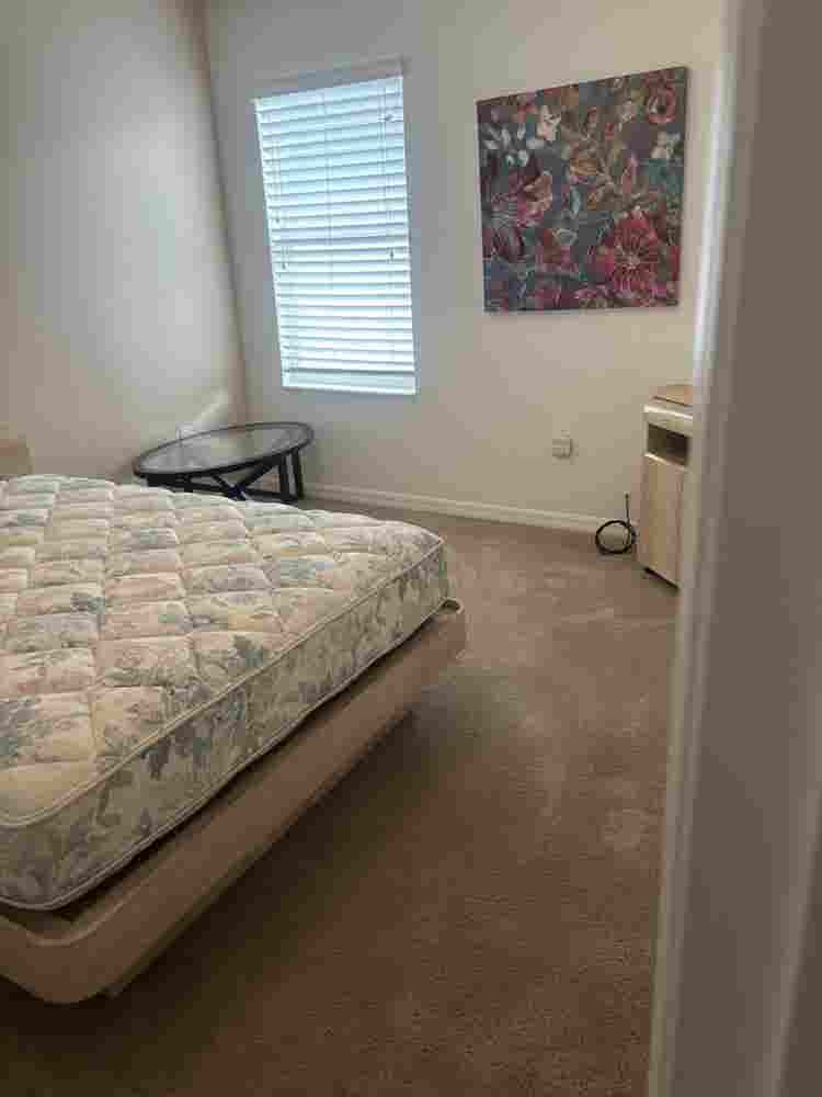 Room for Rent.