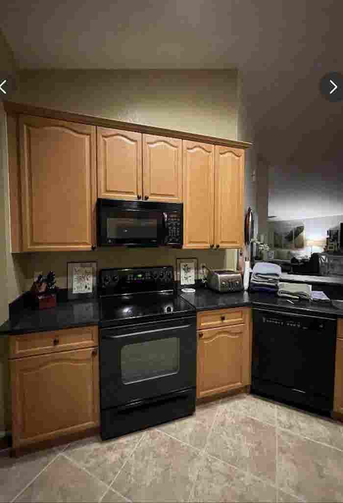 Private suite of 2 rooms with bath