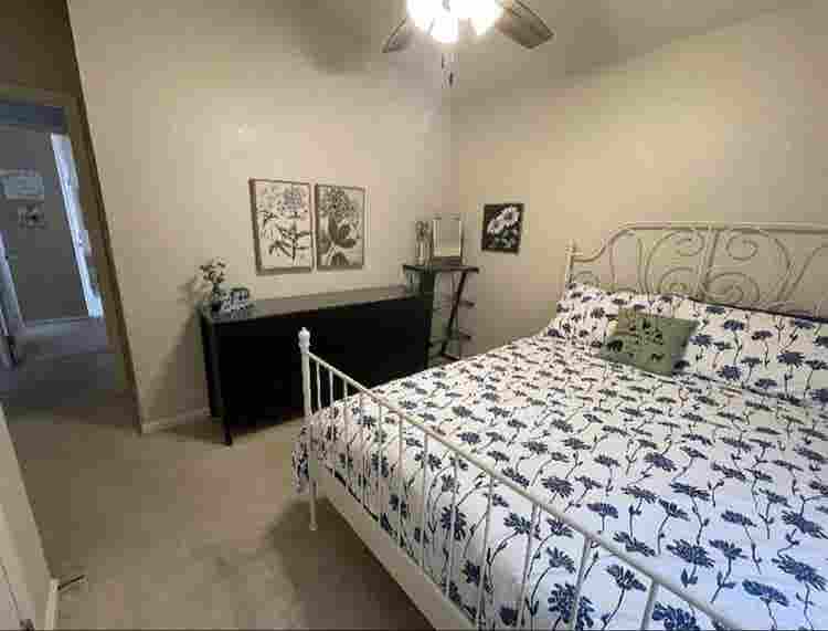 Private suite of 2 rooms with bath