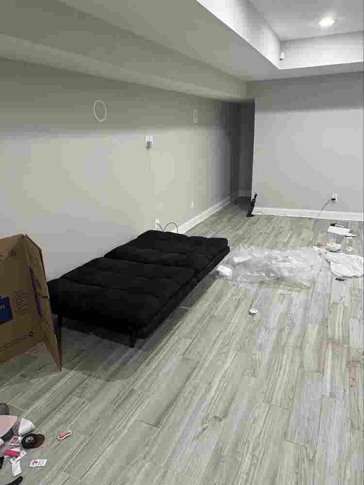 Entire 2nd Flr Near Temple bth