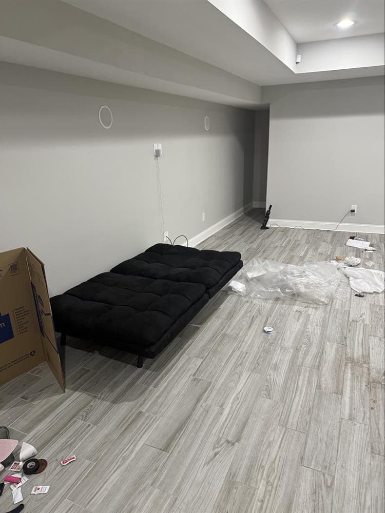 Entire 2nd Flr Near Temple bth