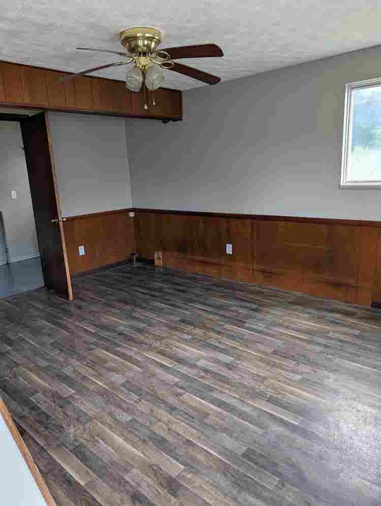 Looking for a responsible roommate.