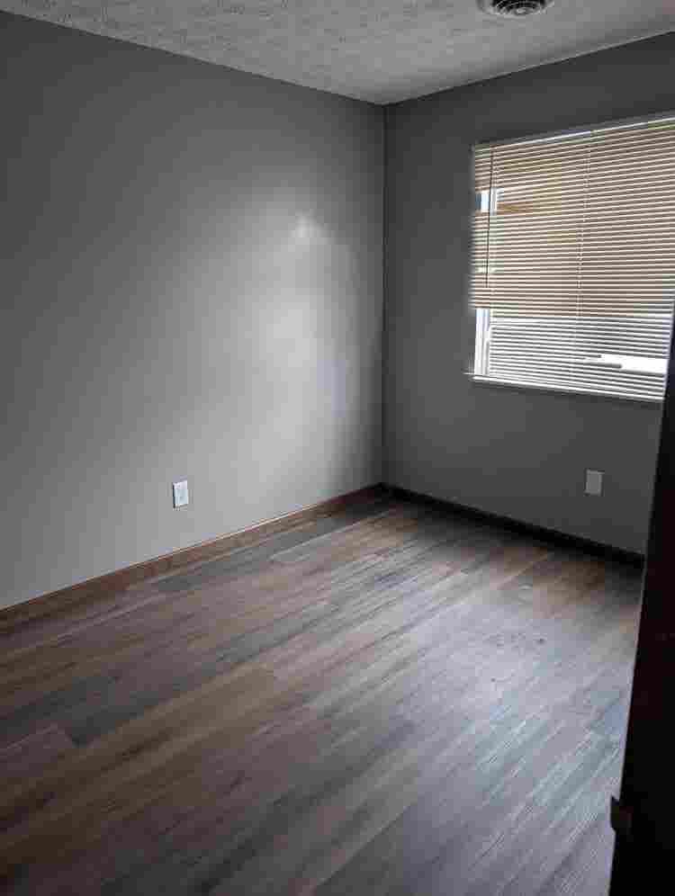 Looking for a responsible roommate.