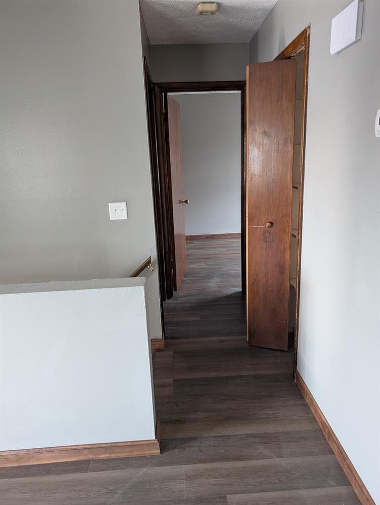 Looking for a responsible roommate.