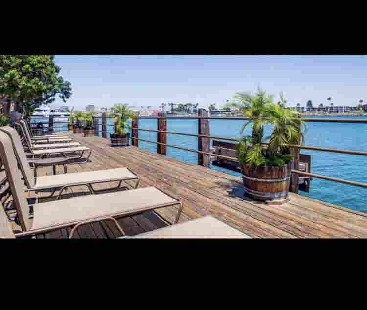 ROOM FOR RENT – Mariners Village