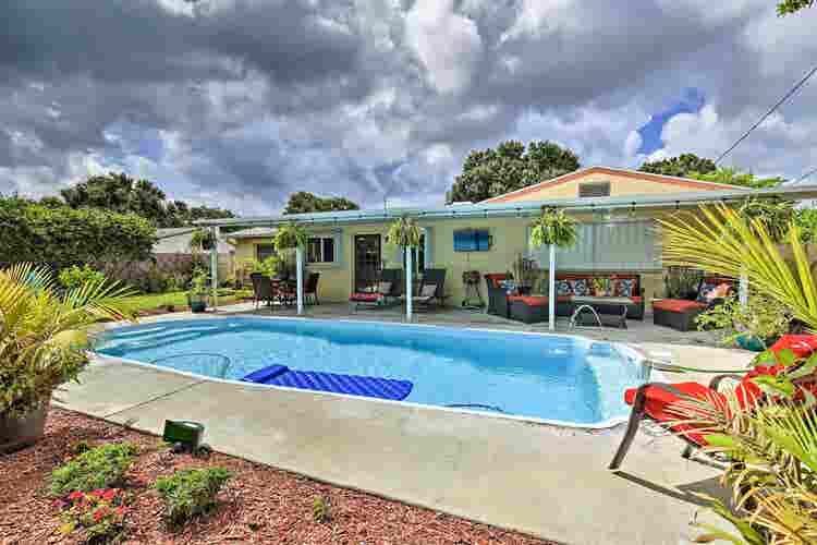 Gorgeous 3Bedroom Pool Home