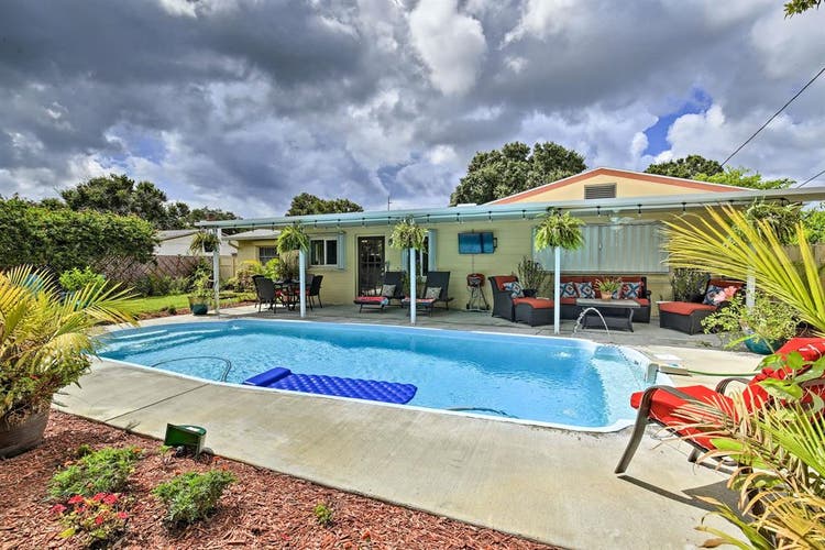 Gorgeous 3Bedroom Pool Home