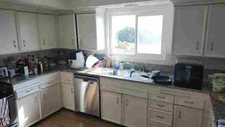 One bedroom in Hollywood view apt