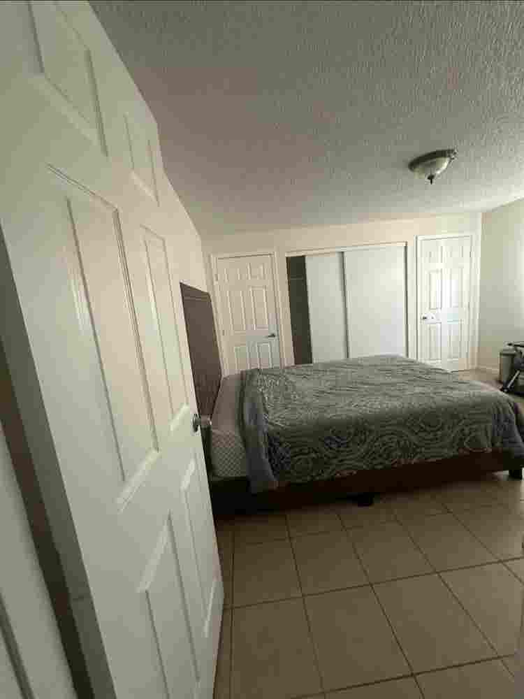 Room for rent Hesperia
