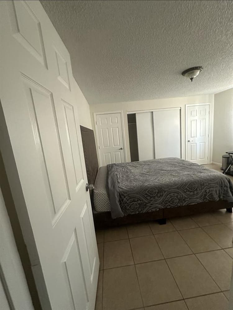 Room for rent Hesperia