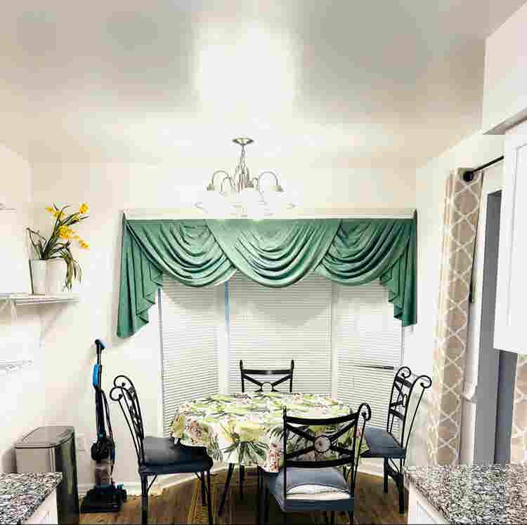 Studio ( private bath, living room)