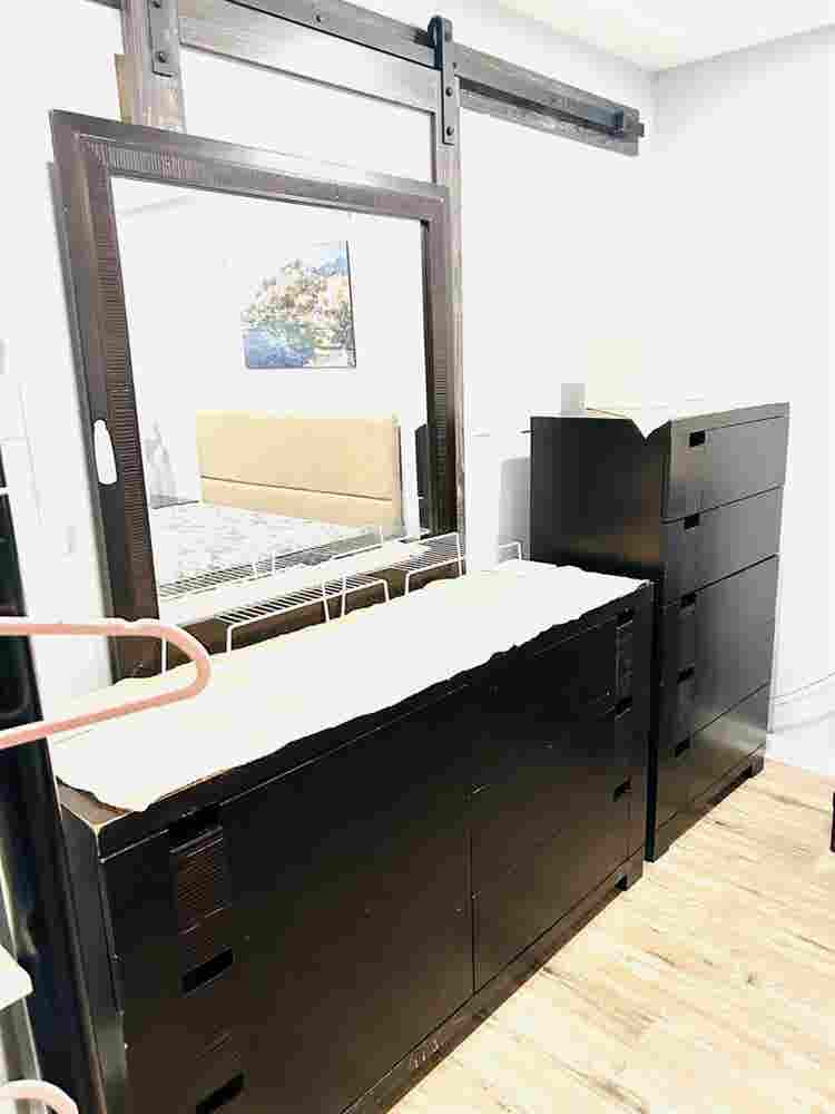 Studio ( private bath, living room)