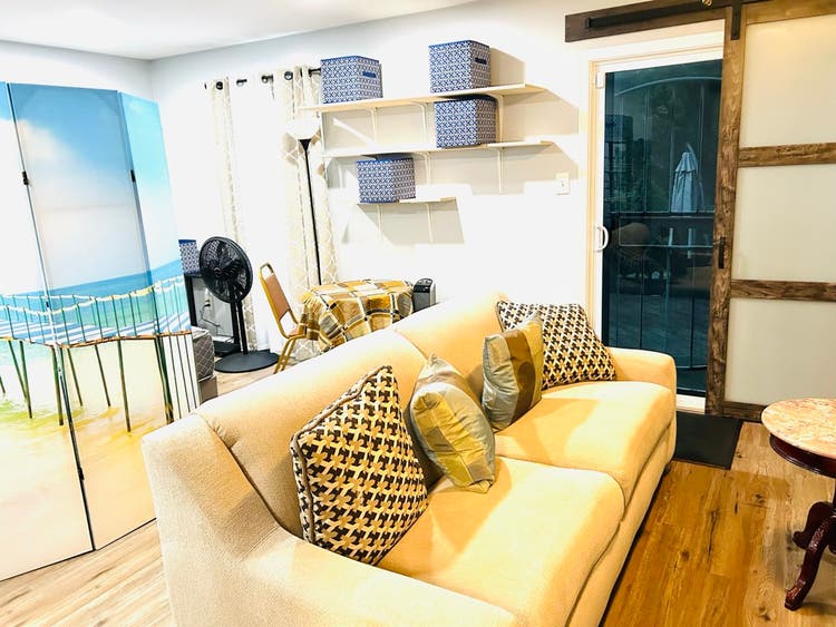 Studio ( private bath, living room)