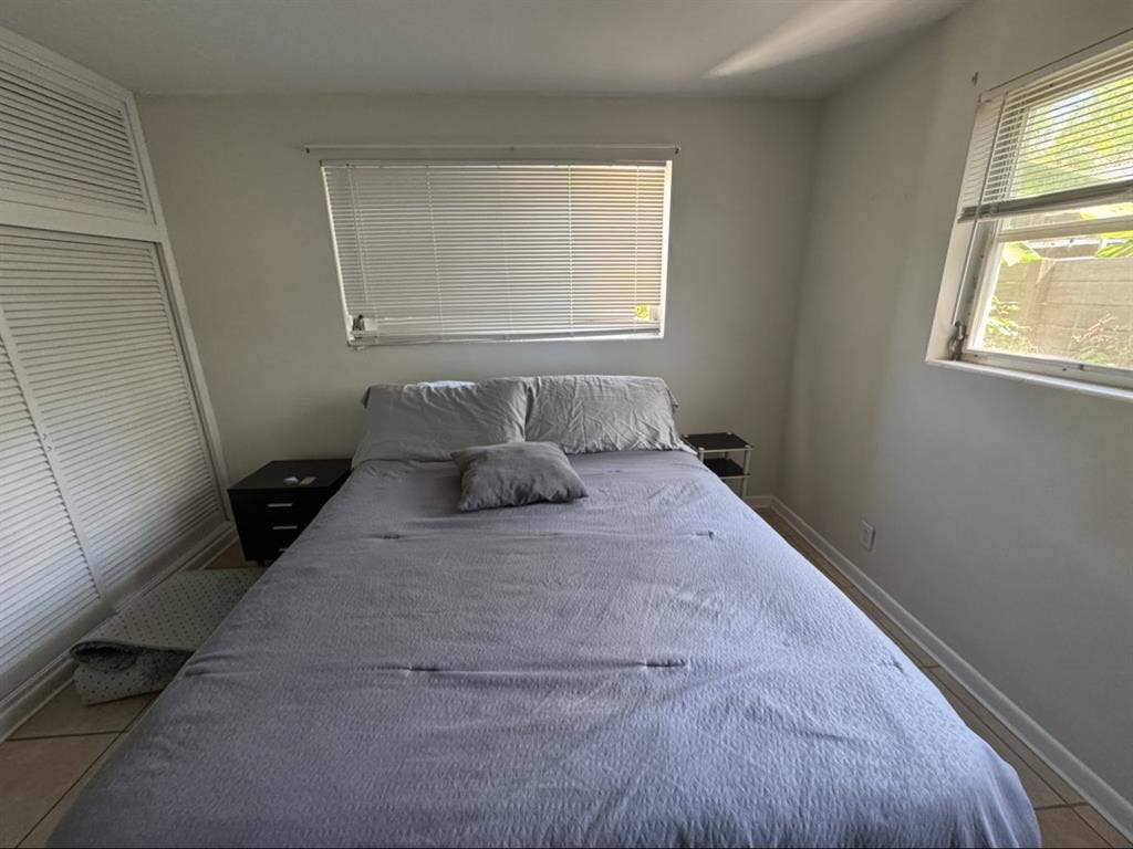 Spacious 2BR Apartment in WPB