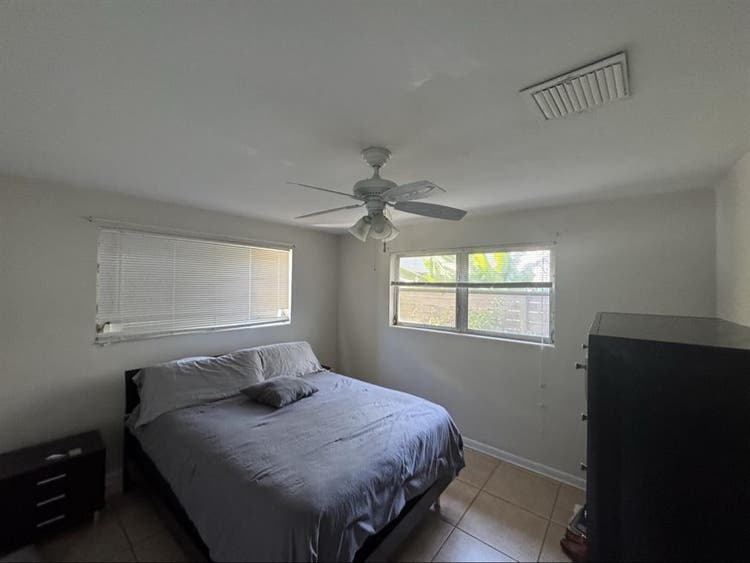 Spacious 2BR Apartment in WPB