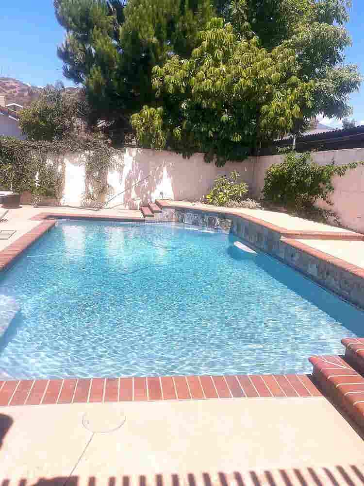 Lg Furnished Room in Claremont