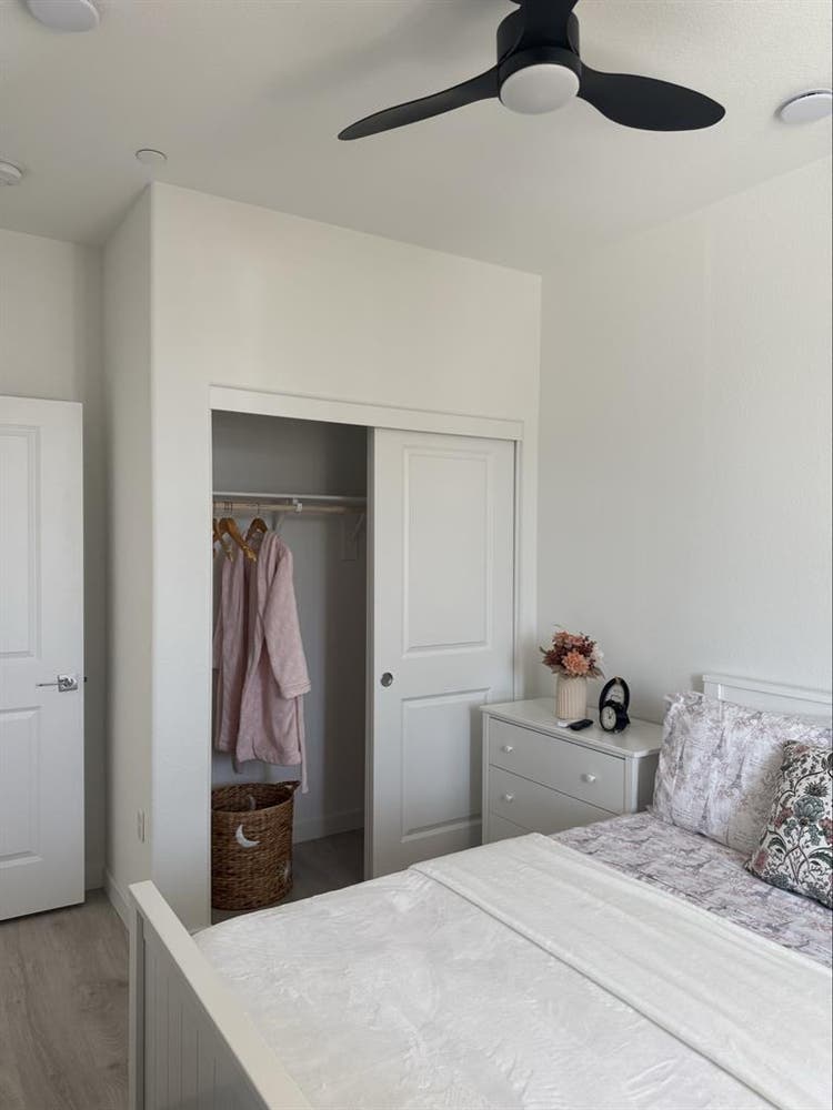 Fully furnished new room.