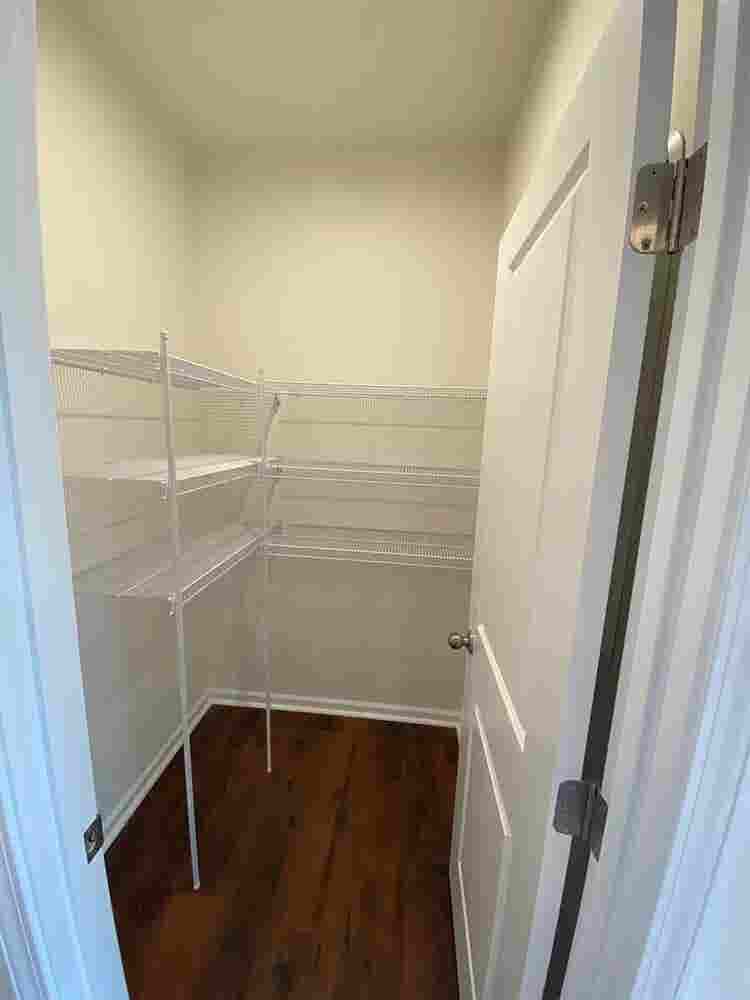4 BR in Apex