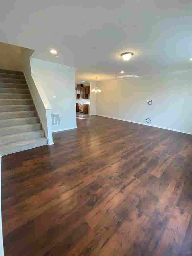 4 BR in Apex