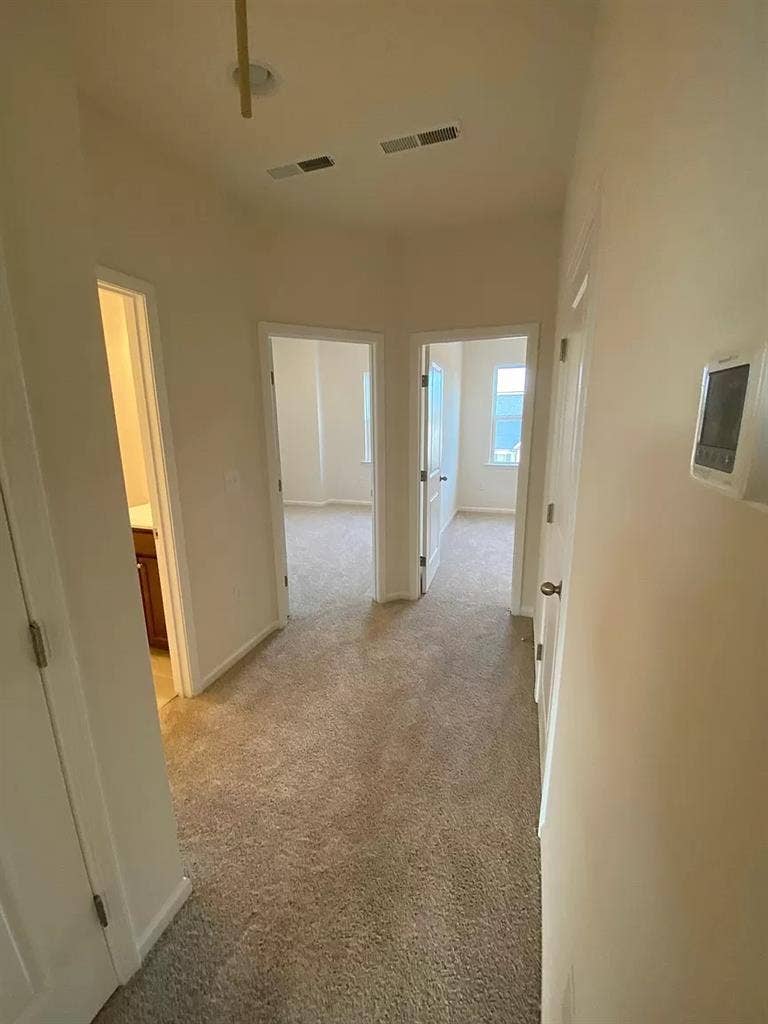 4 BR in Apex