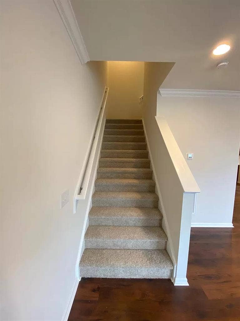 4 BR in Apex